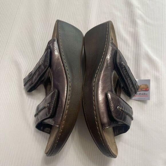 NWT Mephisto Mobils Patent Leather Sandals Size 40 US 10 New - Picture 6 of 7